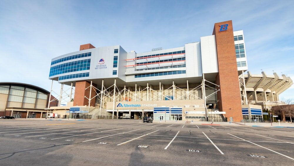 Фото Holiday Inn Express Boise - University Area, an Ihg Hotel