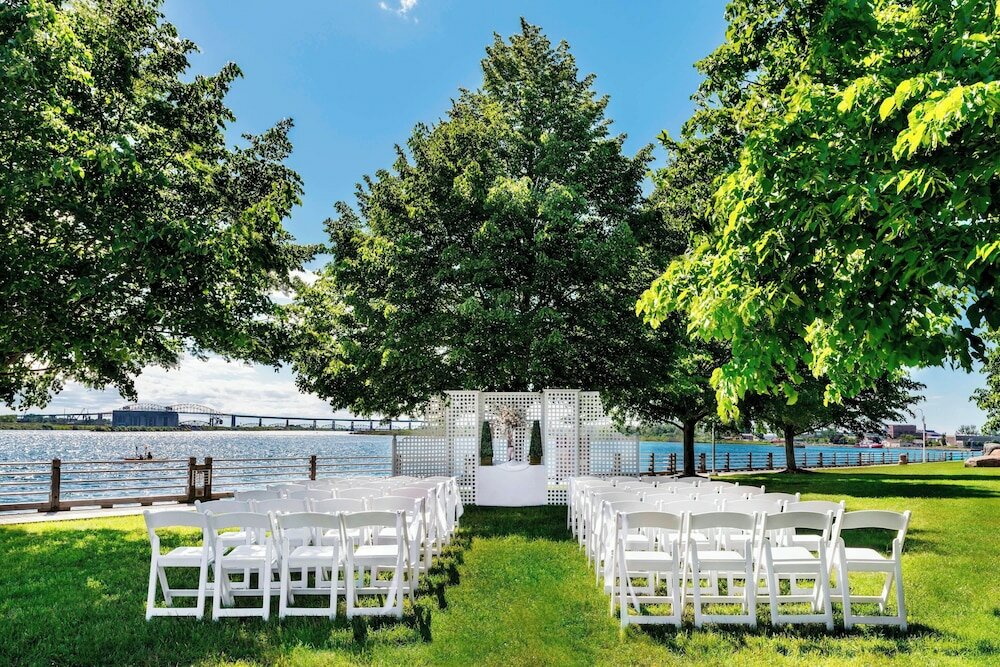 Фото Delta Hotels Sault Ste. Marie Waterfront