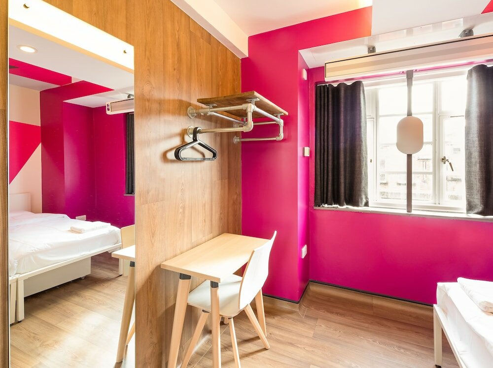 Фото Generator London