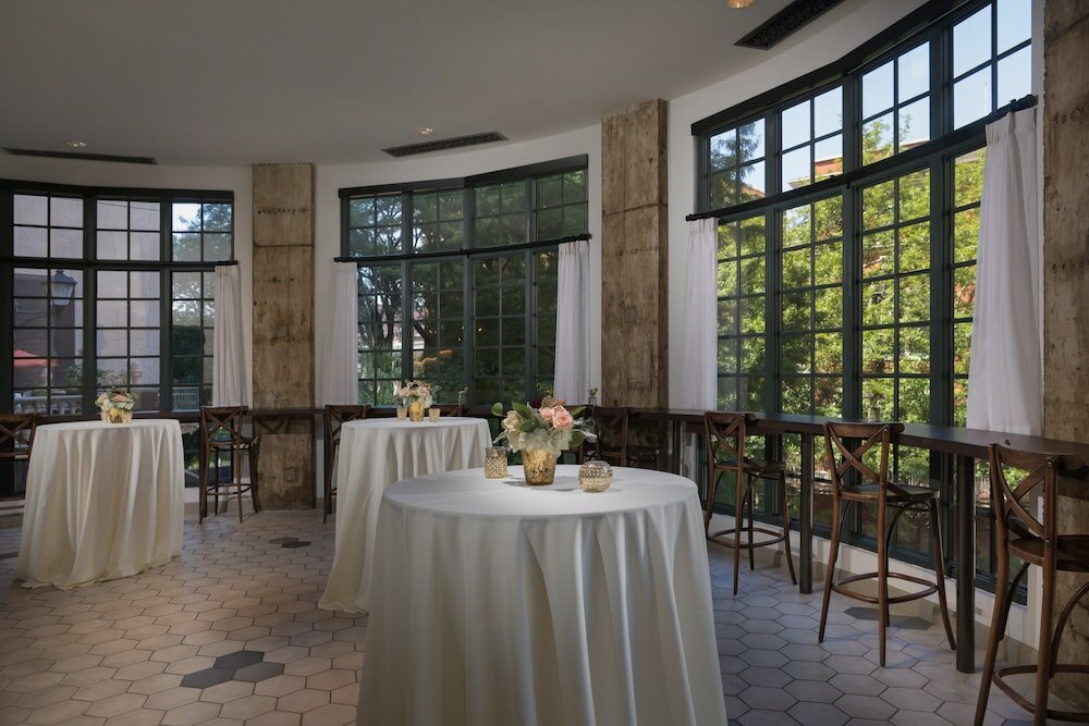 Фото Valencia Riverwalk