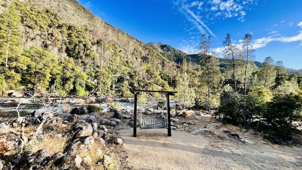 Фото Yosemite View Lodge