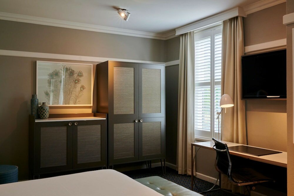 Фото Hotel Kurrajong Canberra