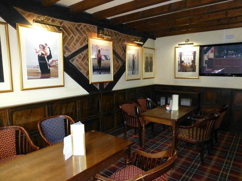 Фото The Atherstone Red Lion Hotel