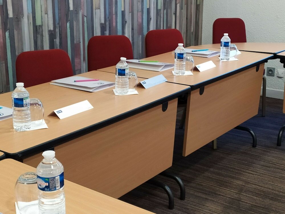 Фото Kyriad Bordeaux - Mérignac Aéroport