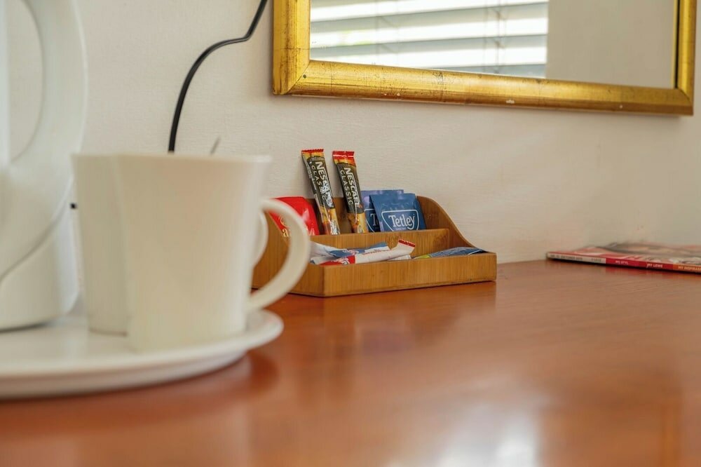 Фото Broadway Guesthouse