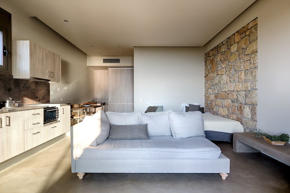 Фото Euphoria Suites