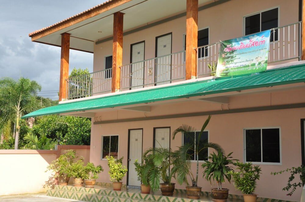 Фото Wattana Hill Resort