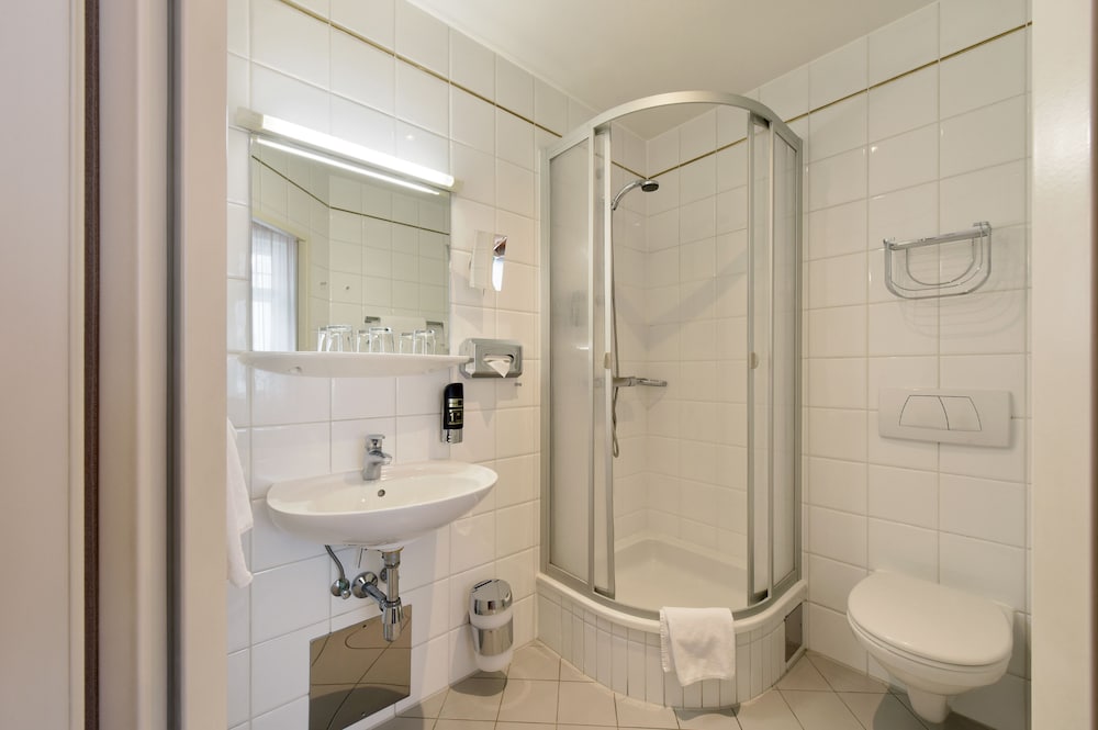 Фото Hotel Pension Baronesse