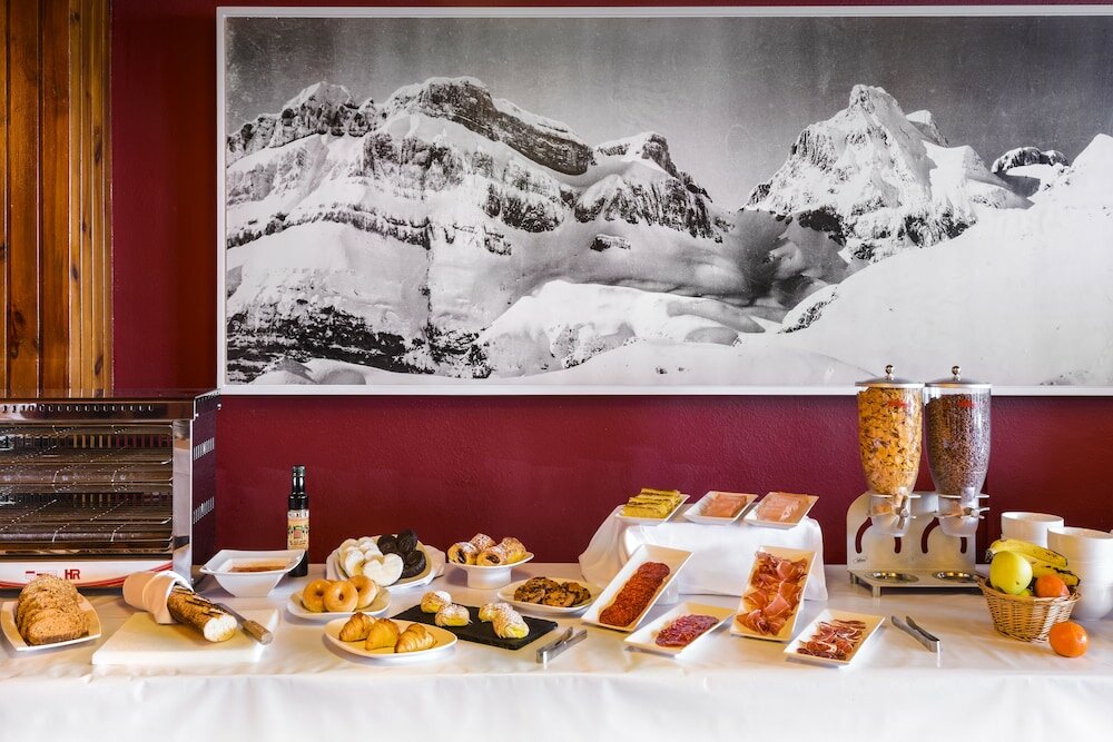 Фото Hotel Tobazo