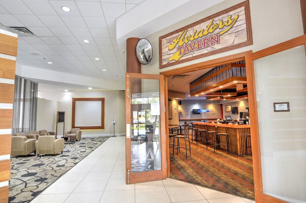 Фото Holiday Inn St Petersburg N - Clearwater, an Ihg Hotel