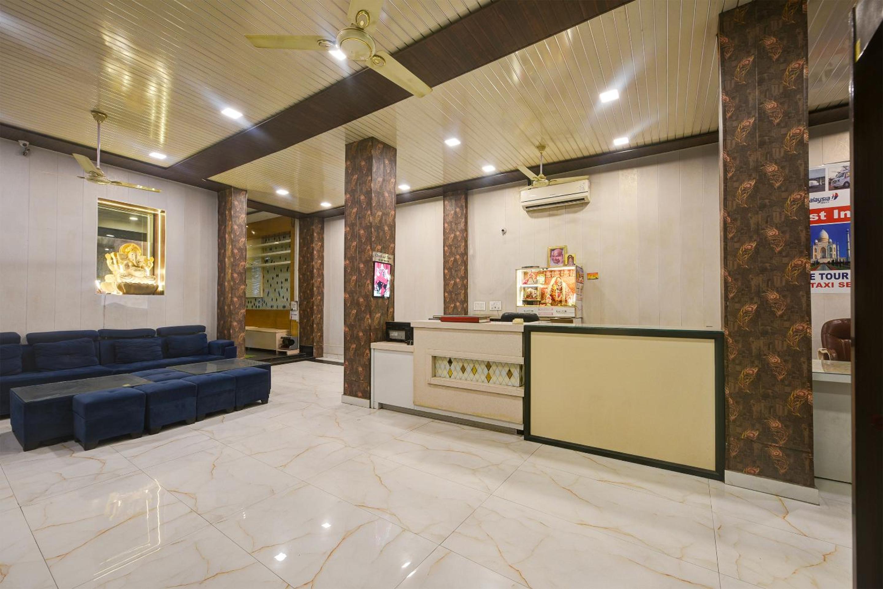 Фото Hotel Srivinayak
