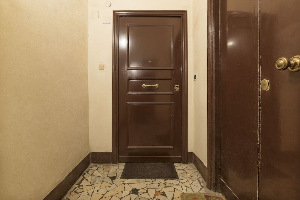 Фото Villa Borghese Roomy Flat