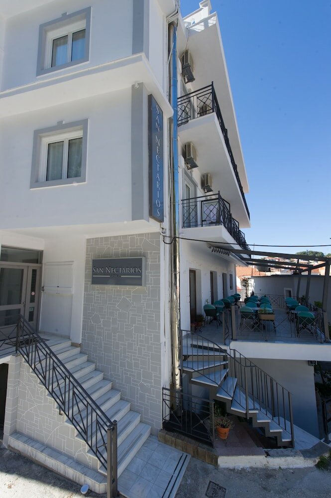 Фото San Nectarios Hotel