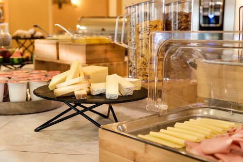 Внешний вид отеля Hotel Da Vinci в Монтекатини-Терме, фото 5