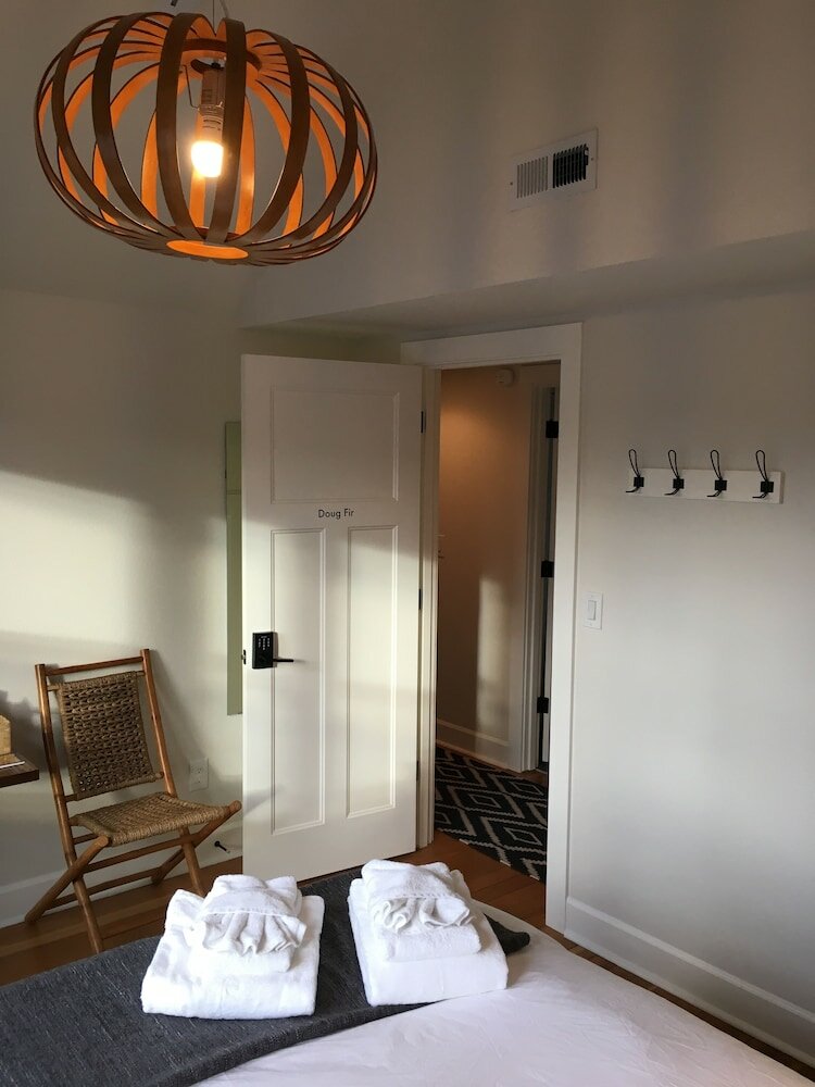 Фото The Alberta Petite Hotel