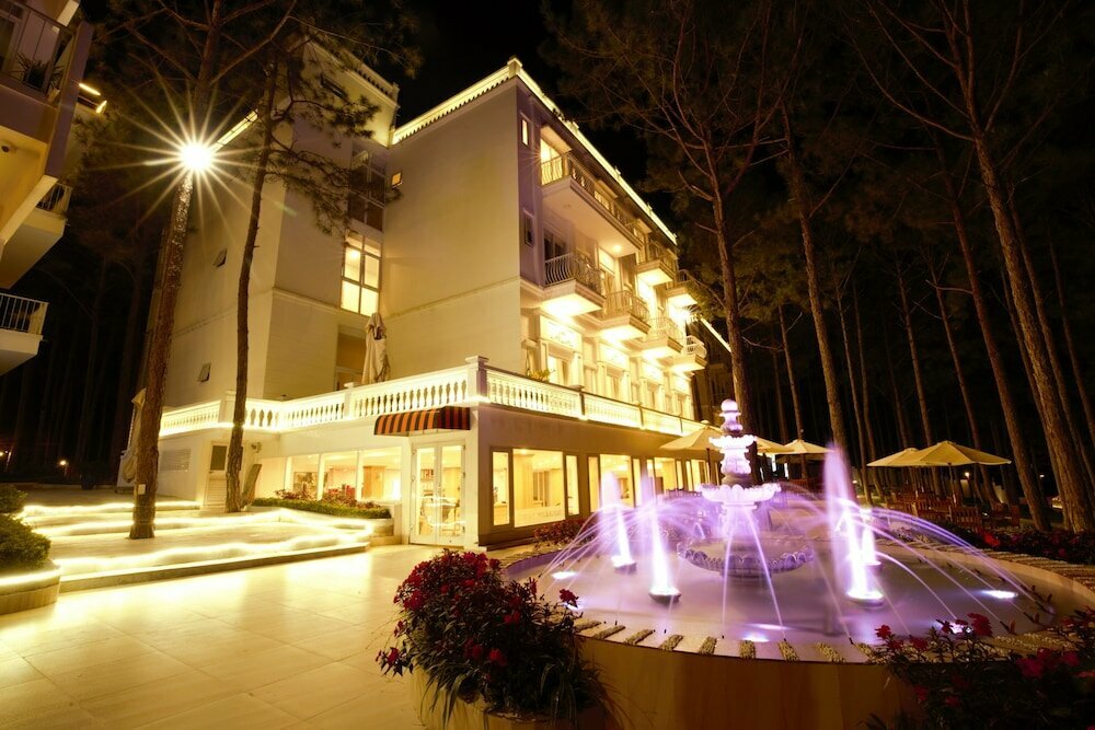 Hotel Cereja Hotel & Resort Da Lat, Earth, photo