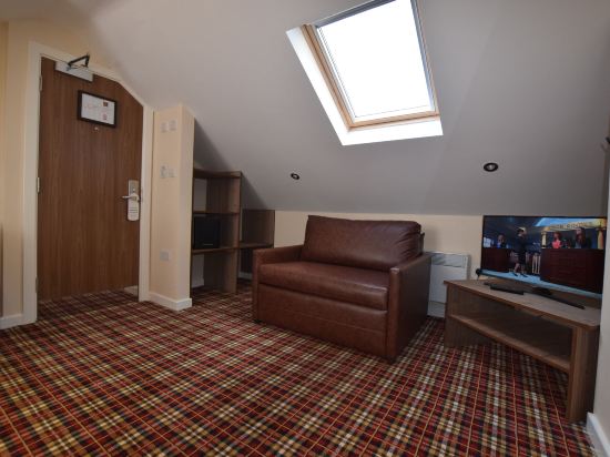 Фото Lucky 8 Hotel