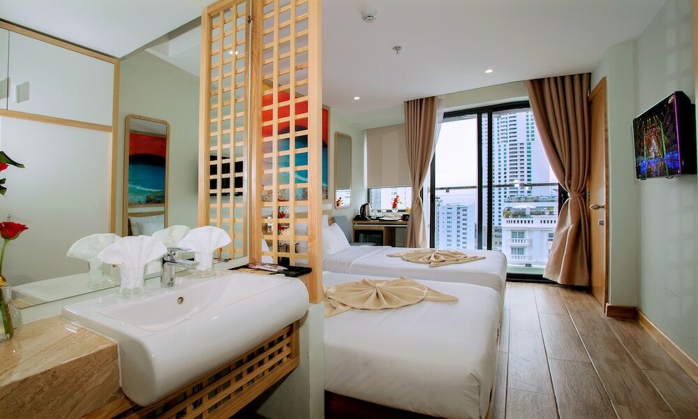 Фото Royal Hpm Hotel