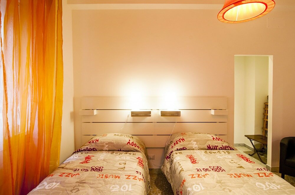 Фото San Pietro Bright Apartment