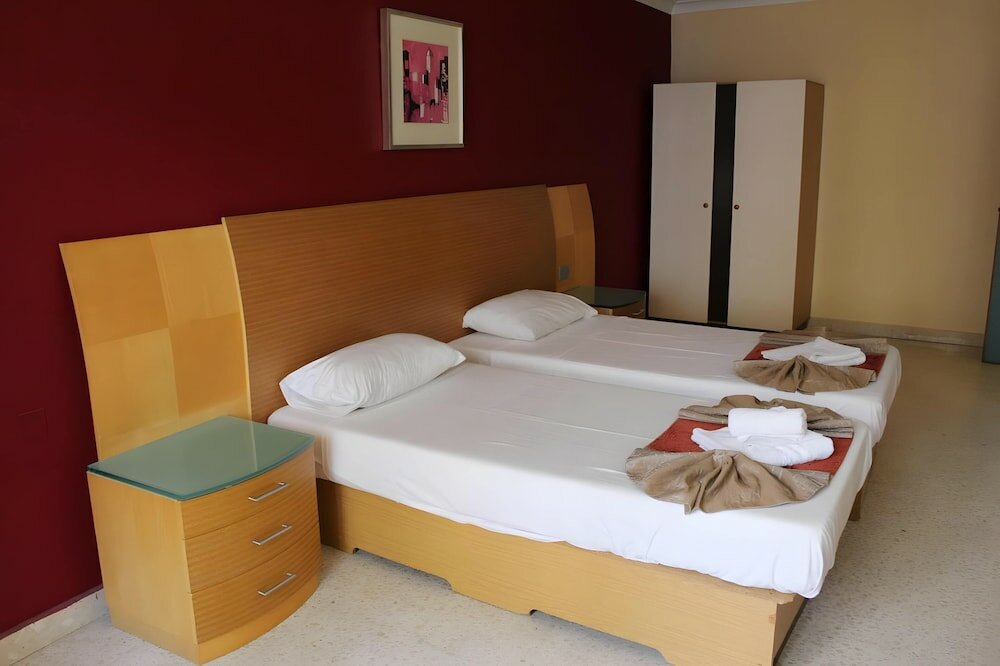 Фото The St. George’s Park Hotel