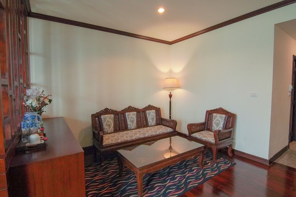 Фото Arawan Riverside Hotel