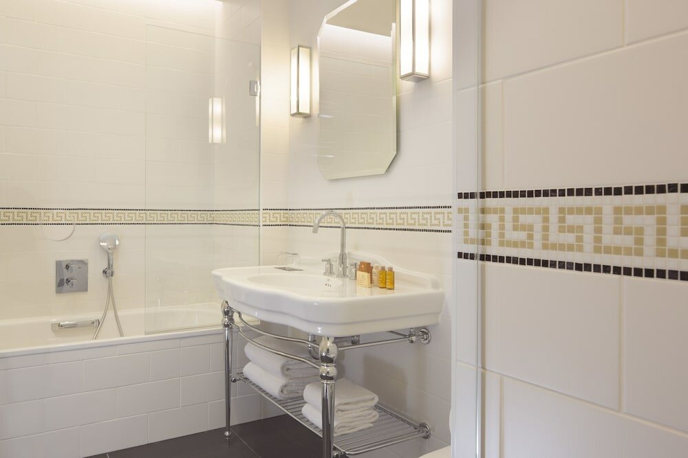 Фото Le Tsuba Hotel