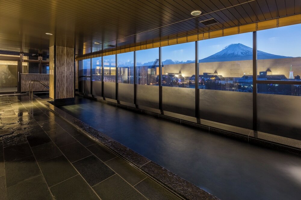 Фото Hotel Mystays Fuji Onsen Resort