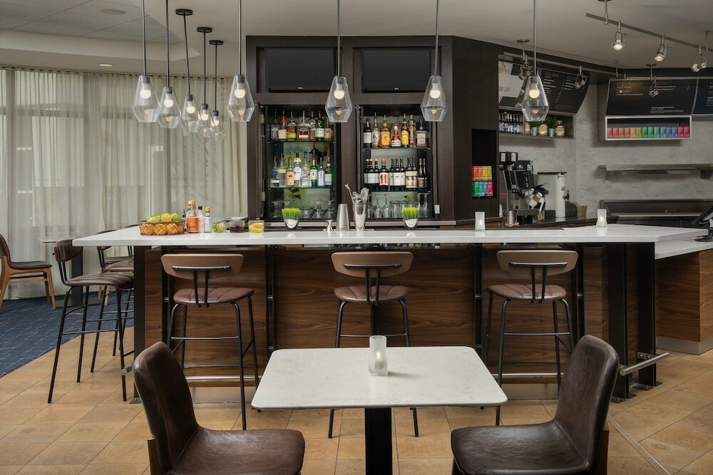 Фото Courtyard by Marriott Seattle Kirkland