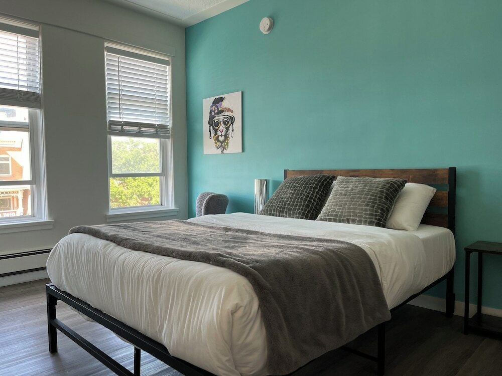 Фото Commercial Hotel