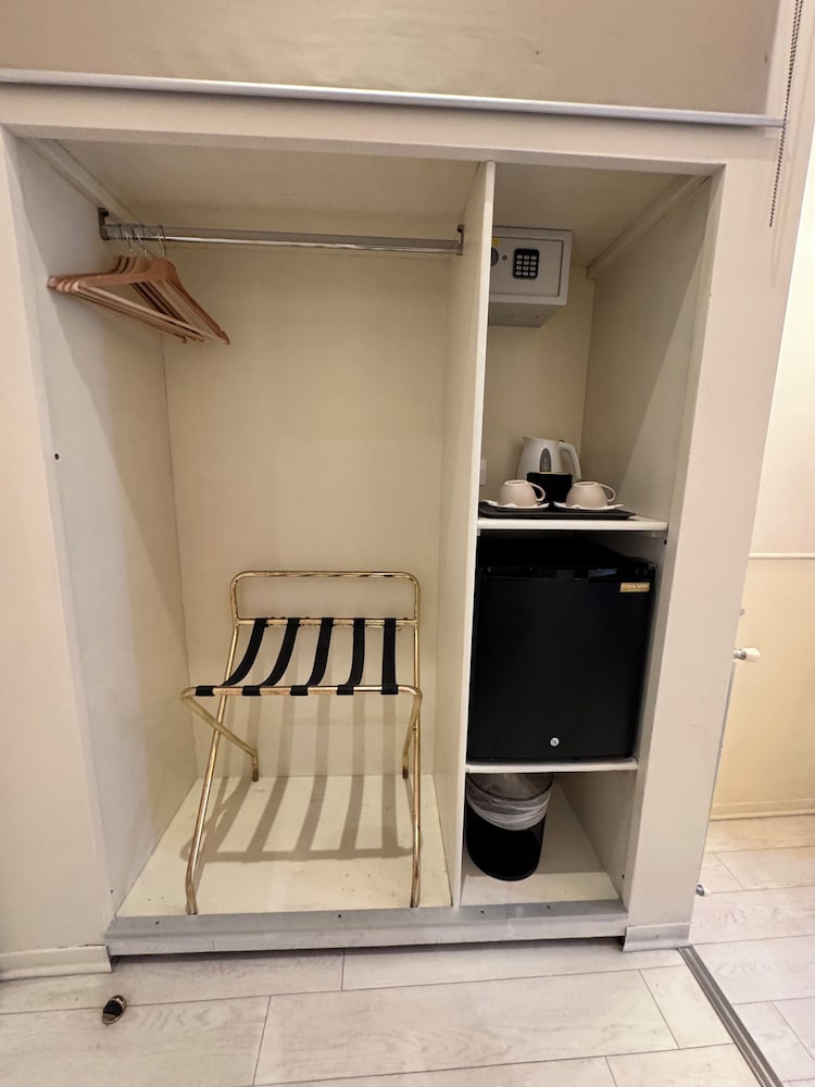 Фото 66 Imperial Inn DeLuxe