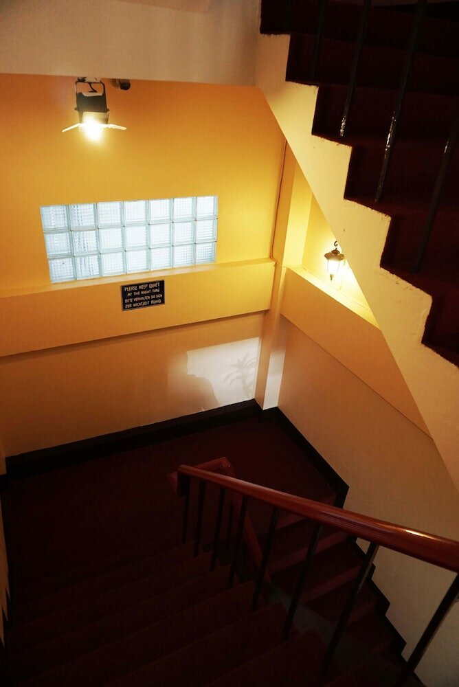 Фото Sureena Hotel