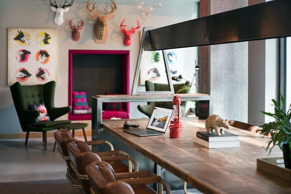 Фото Moxy Seattle Downtown