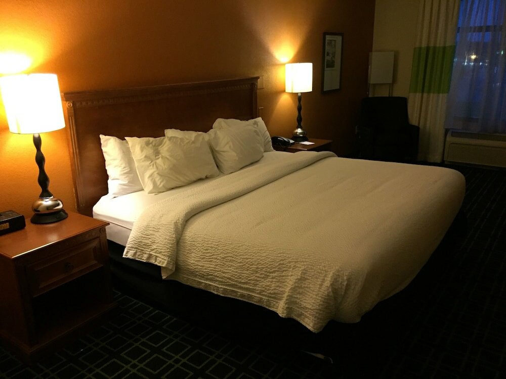 Фото Fairfield Inn & Suites Valdosta