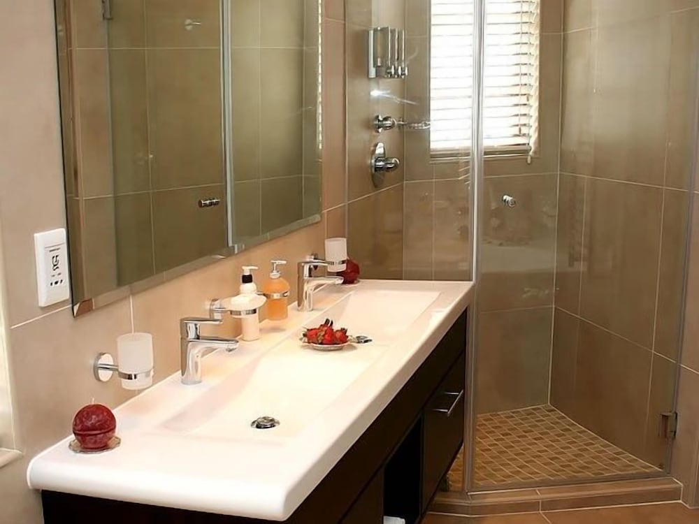 Фото Blaauwheim Guest House