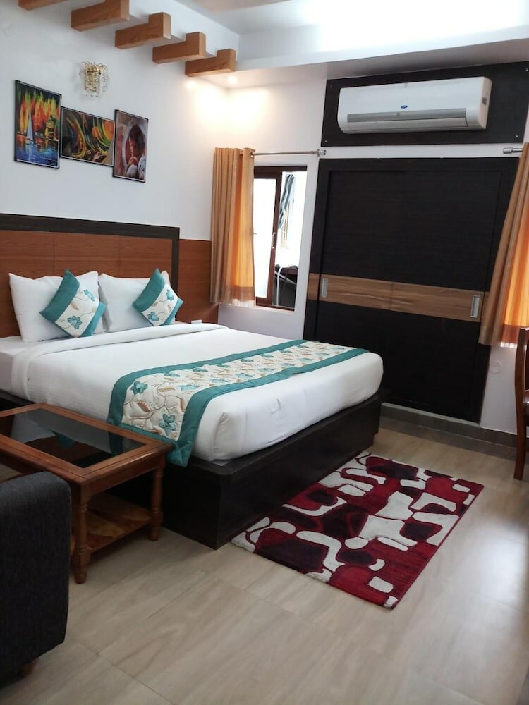 Фото Отель The Golden Sunrise