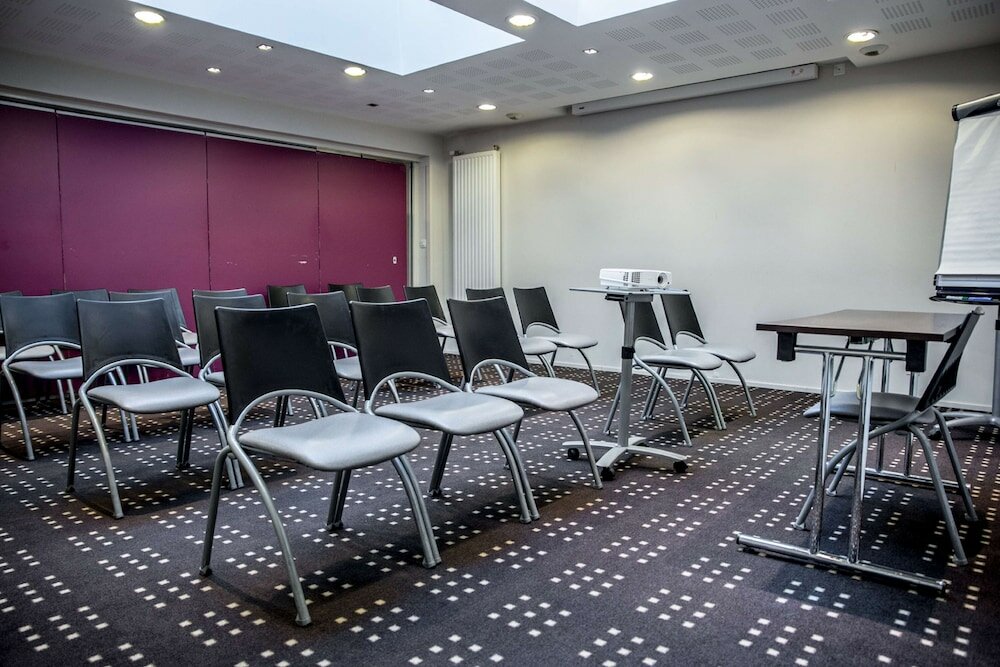 Фото Hôtel Kyriad Rennes Nord