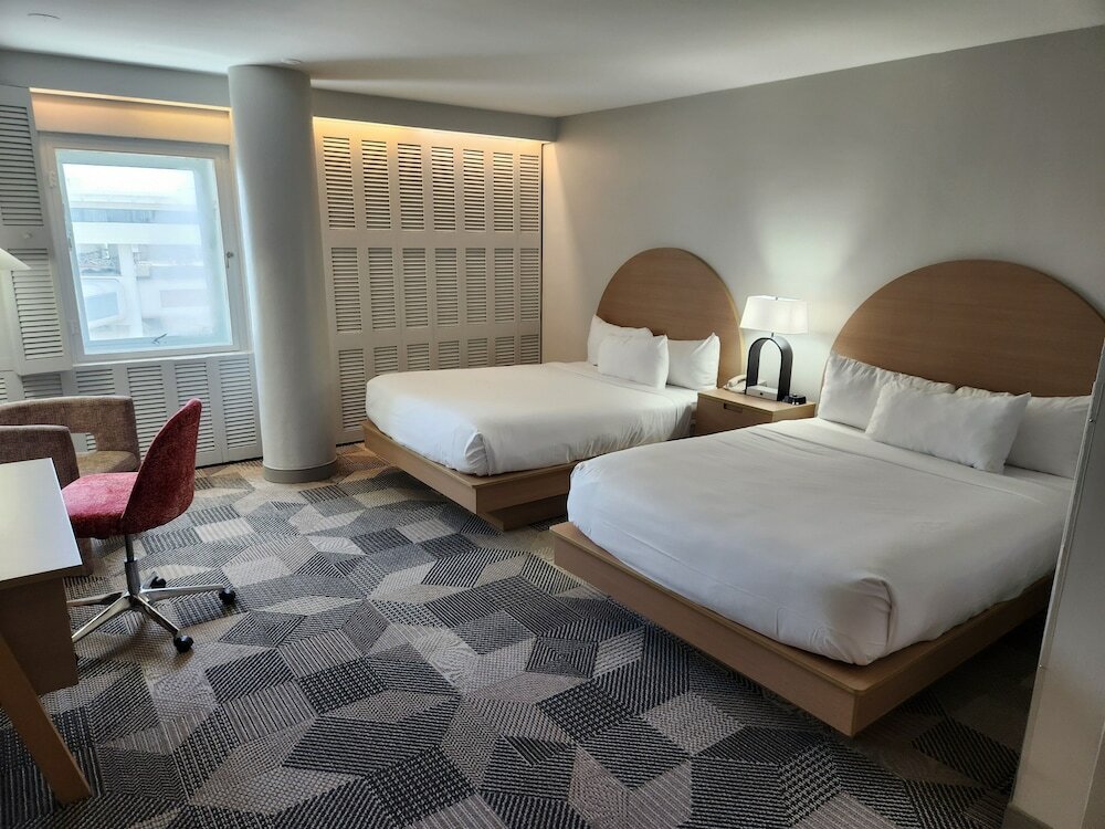 Фото Miami International Airport Hotel