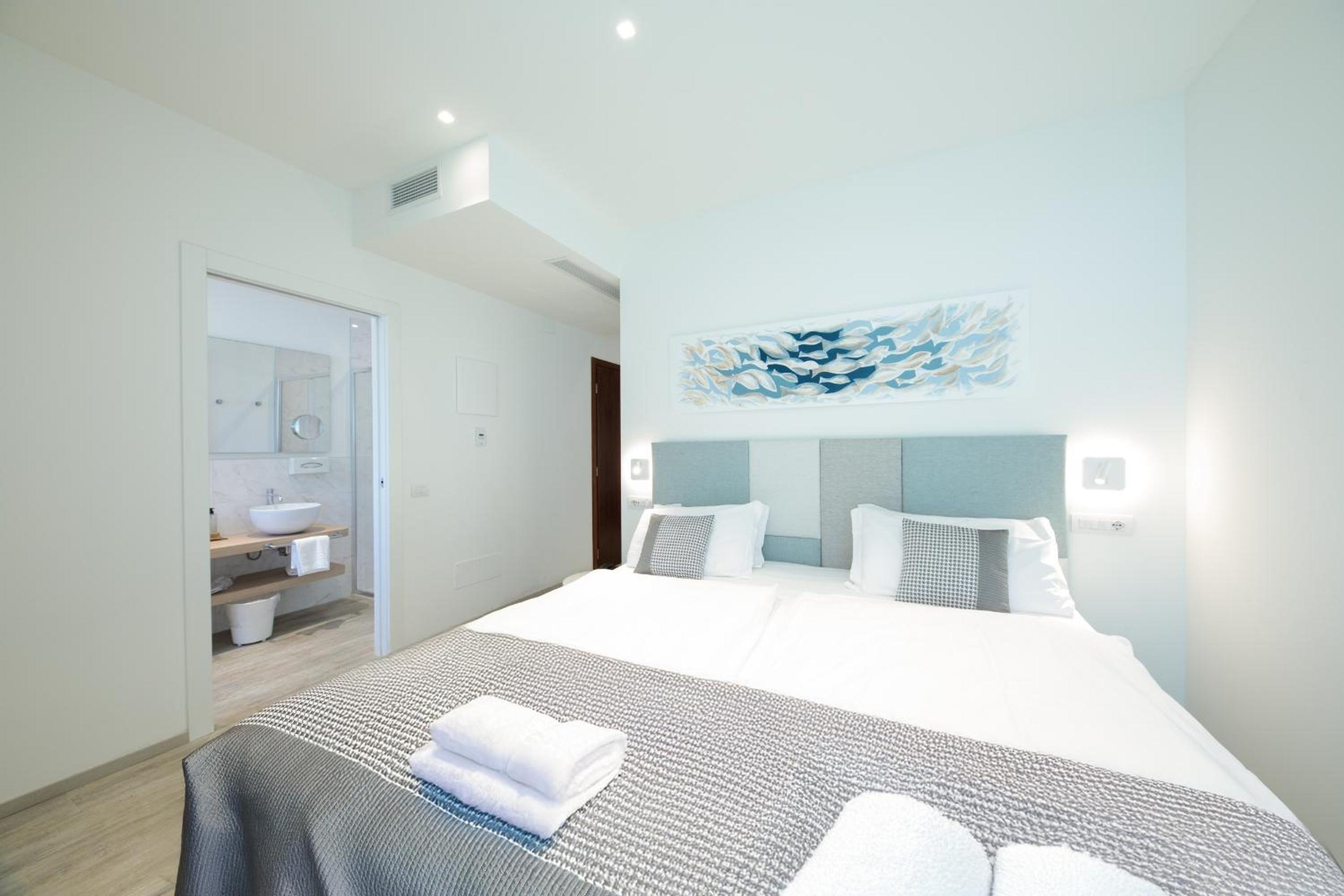 Фото Hotel Bristol