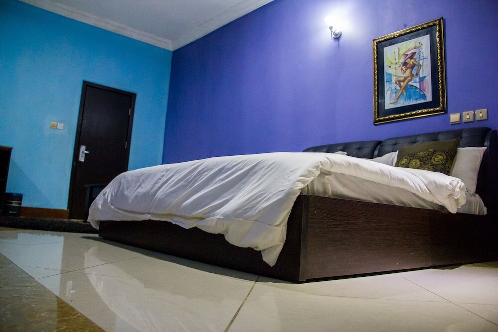 Фото Rita's Events and Suites