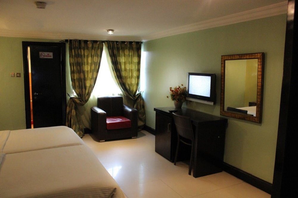 Фото отеля 4