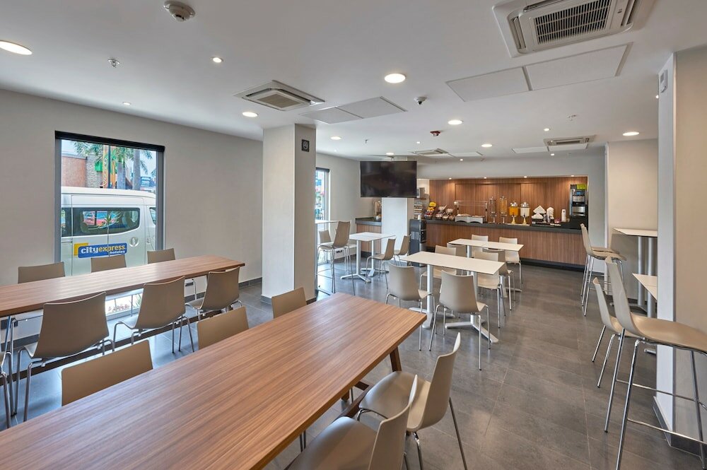 Фото City Express by Marriott Tampico