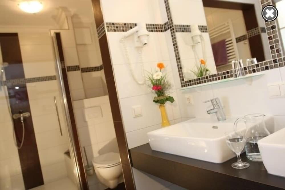 Фото Hotel Lenauhof