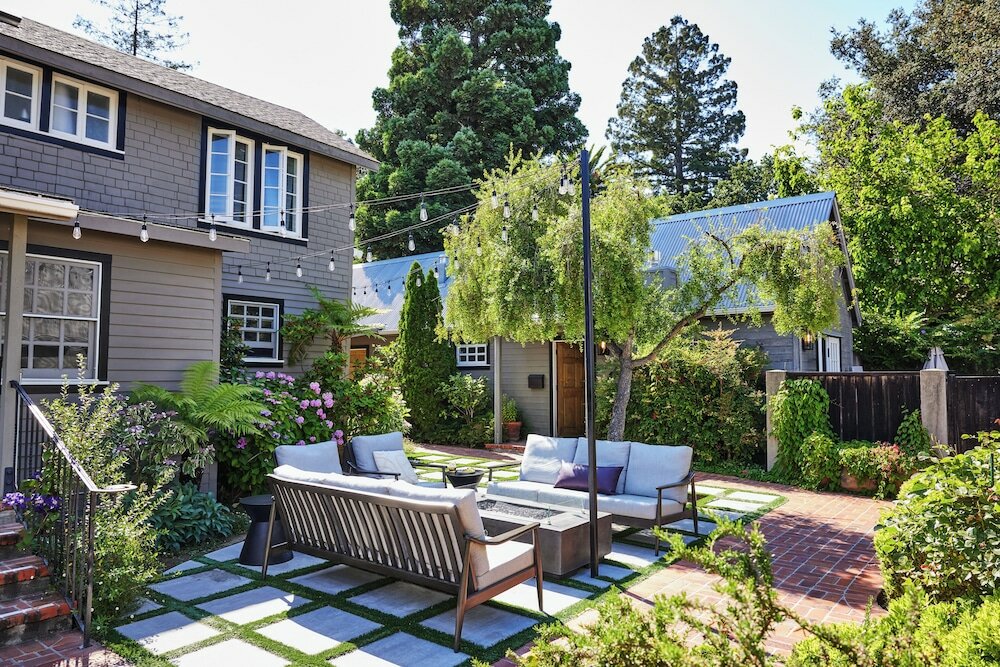 Фото Lavender, A Four Sisters Inn