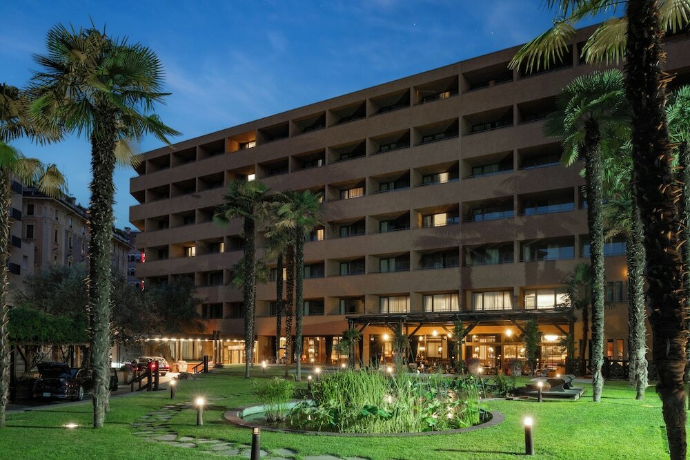 Фото Royal Hotel Carlton