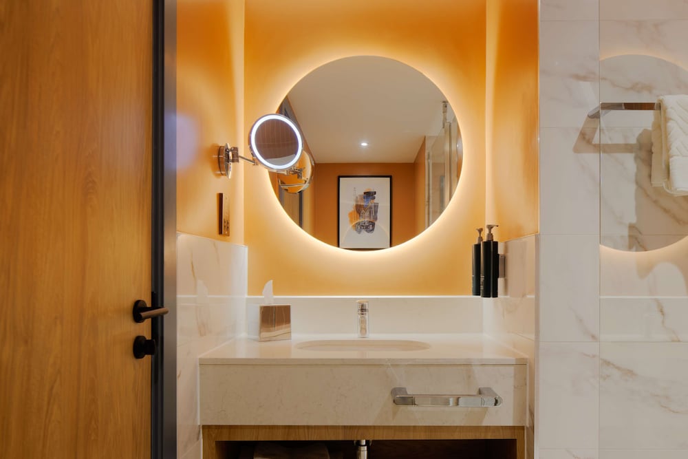 Фото DoubleTree by Hilton Hotel Coventry