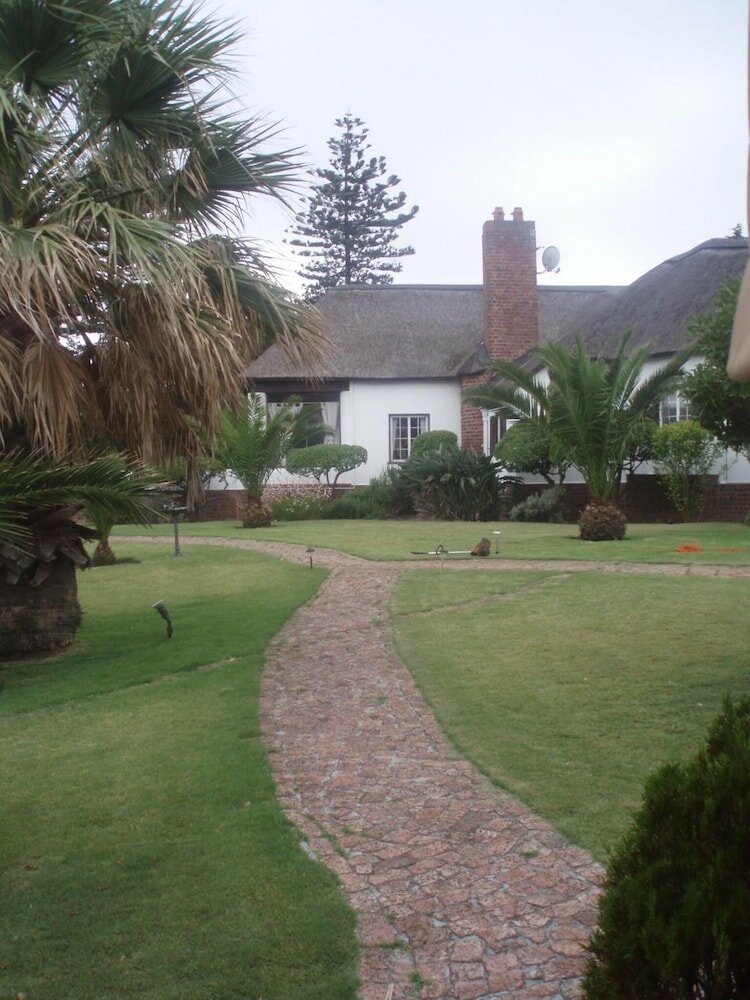 Фото The Sanctuary Guest House Estate