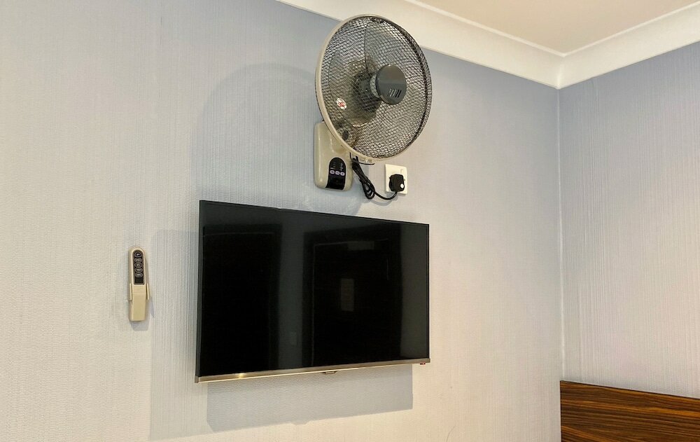 Фото The Angus Hotel