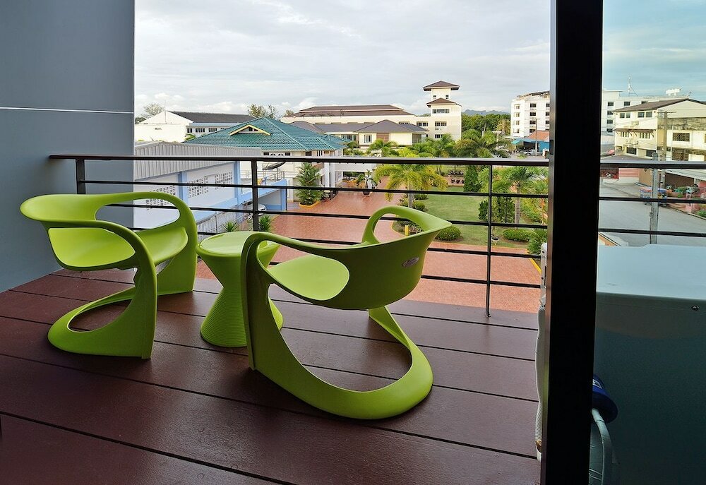 Фото Riverside Hotel