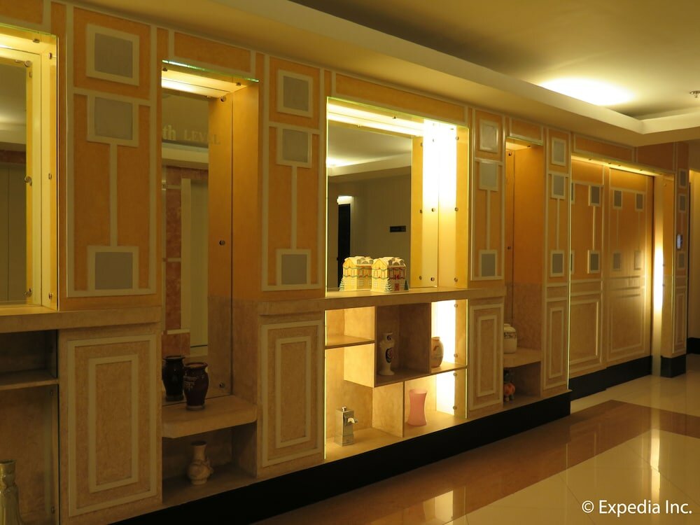 Фото Big 8 Corporate Hotel