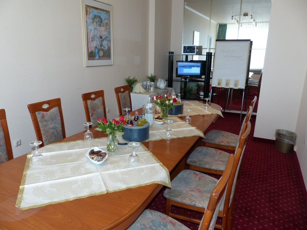 Фото City Hotel Deutsches Haus